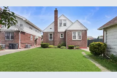 83-50 257th Street, Floral Park, NY 11004 - Photo 20