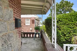 83-50 257th St, Floral Park, NY 11004 - Photo 2