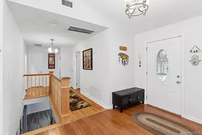 3 Beltane Drive, Dix Hills, NY 11746 - Photo 6