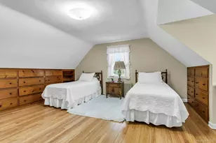 304 Old Courthouse Rd, New Hyde Park, NY 11040 - Photo 22
