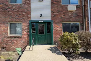 2435 Union Blvd, Islip, NY 11751 - Photo 2