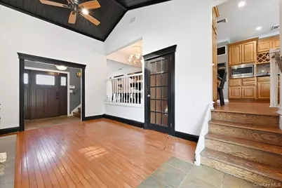 2891 Montgomery Street, Wantagh, NY 11793 - Photo 6