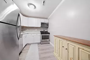 3 Newbrook Ln, Bay Shore, NY 11706 - Photo 6