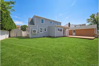 3746 Carrel Boulevard, Oceanside, NY 11572 - Photo 16