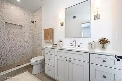 38 Pond Lane, Levittown, NY 11756 - Photo 18