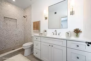 38 Pond Ln, Levittown, NY 11756 - Photo 18