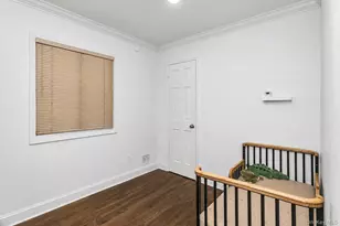 24 Lewis Ln, Port Washington, NY 11050 - Photo 18