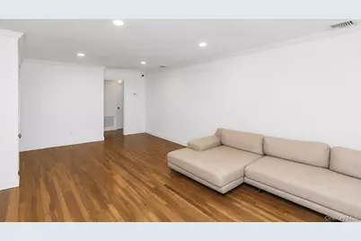 24 Lewis Lane, Port Washington, NY 11050 - Photo 12