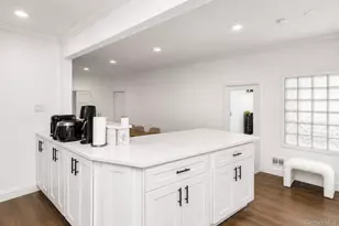 24 Lewis Ln, Port Washington, NY 11050 - Photo 10