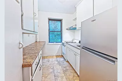 3017 Riverdale Avenue #2H, Bronx, NY 10463 - Photo 1