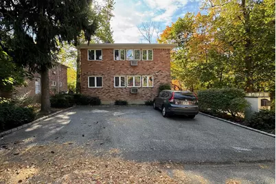 14 Cornwall Lane, Port Washington, NY 11050 - Photo 1
