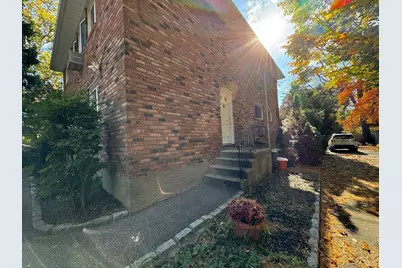 14 Cornwall Lane, Port Washington, NY 11050 - Photo 2