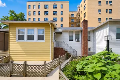 30 West End Avenue #6, Brooklyn, NY 11235 - Photo 2