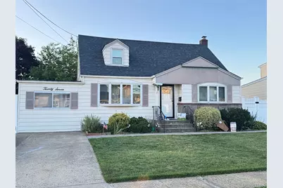 27 Edward Street, Bethpage, NY 11714 - Photo 1