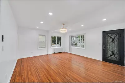 100-33 205th Street, Hollis, NY 11423 - Photo 6