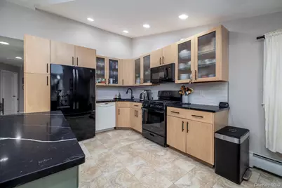 85 Virginia Avenue, Long Beach, NY 11561 - Photo 10