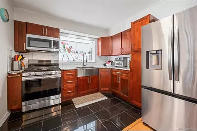 5812 264th Street, Little Neck, NY 11362 - Photo 2