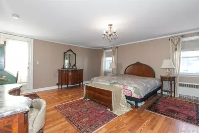 8 Plymouth Road, Great Neck, NY 11023 - Photo 20