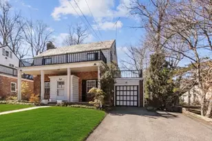 8 Plymouth Rd, Great Neck, NY 11023 - Photo 28