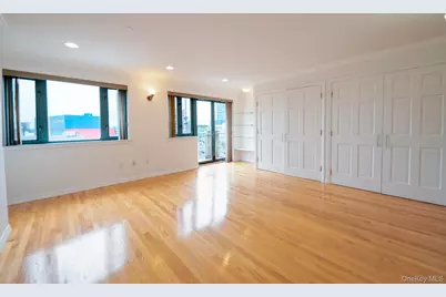 4128 Haight Street #5A, Flushing, NY 11355 - Photo 6