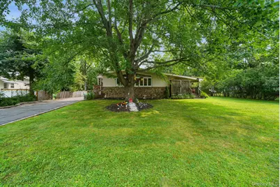 1 Gloria Court, New City, NY 10956 - Photo 2
