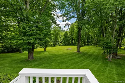 12 Hilltop Road, Lewisboro, NY 10597 - Photo 2