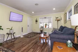 713 Wren Ct, West Hempstead, NY 11552 - Photo 6