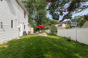713 Wren Ct, West Hempstead, NY 11552 - Photo 20