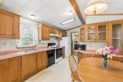 1661 Old Country Road #254, Riverhead, NY 11901 - Photo 4