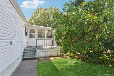1661 Old Country Road #254, Riverhead, NY 11901 - Photo 12