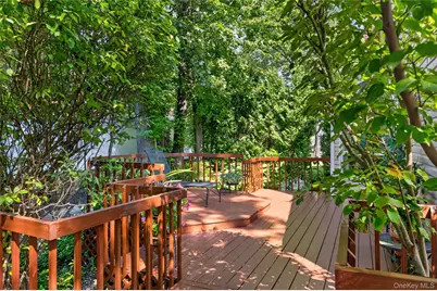 38 McCulloch Drive, Dix Hills, NY 11746 - Photo 24