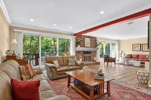 38 McCulloch Dr, Dix Hills, NY 11746 - Photo 10