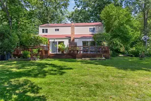 38 McCulloch Dr, Dix Hills, NY 11746 - Photo 28