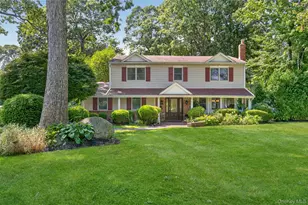 38 McCulloch Dr, Dix Hills, NY 11746 - Photo 2