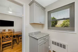 117 Midwood Ave, Farmingdale, NY 11735 - Photo 12