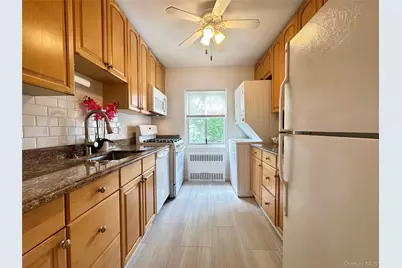129 Fenimore Rd #129B, Mamaroneck, NY 10543 - Photo 4