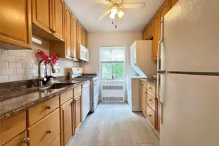 129 Fenimore Rd, Mamaroneck, NY 10543 - Photo 4