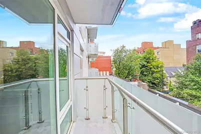 142-38 37th Ave #4H, Flushing, NY 11354 - Photo 8