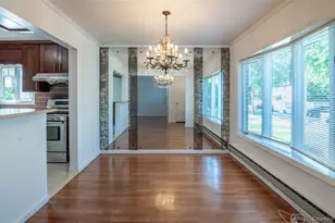 82-53 266th St, Floral Park, NY 11004 - Photo 6