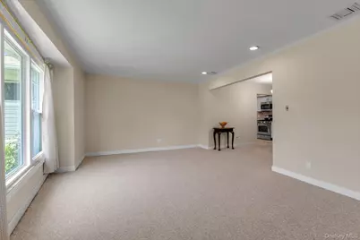 660 Franklin Boulevard, Long Beach, NY 11561 - Photo 4