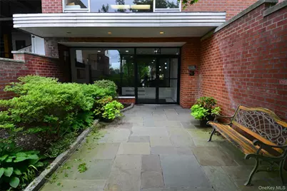 14 Westview Avenue #410, Tuckahoe, NY 10707 - Photo 2