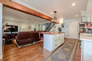 48 W 3rd St, Freeport, NY 11520 - Photo 6