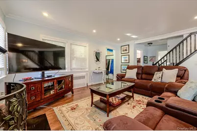 48 W 3rd Street, Freeport, NY 11520 - Photo 8