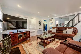 48 W 3rd St, Freeport, NY 11520 - Photo 8