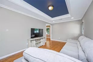 15 Dewey Rd, Commack, NY 11725 - Photo 10