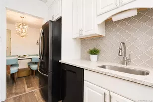 1160 Richmond Rd, New York, NY 10304 - Photo 22