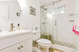 111 W Tiana Rd, Hampton Bays, NY 11946 - Photo 14
