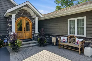57 Wingam Dr, Islip, NY 11751 - Photo 2