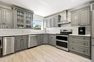 57 Wingam Dr, Islip, NY 11751 - Photo 12