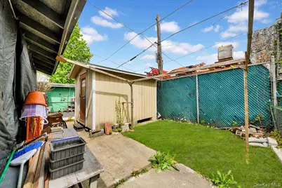 681 E 243rd Street, Bronx, NY 10470 - Photo 26